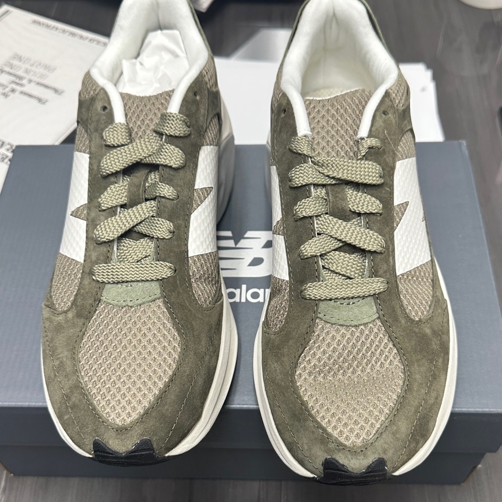 New Balance WRPD Green Beige Lifestyle Shoes - Picture 4 of 9